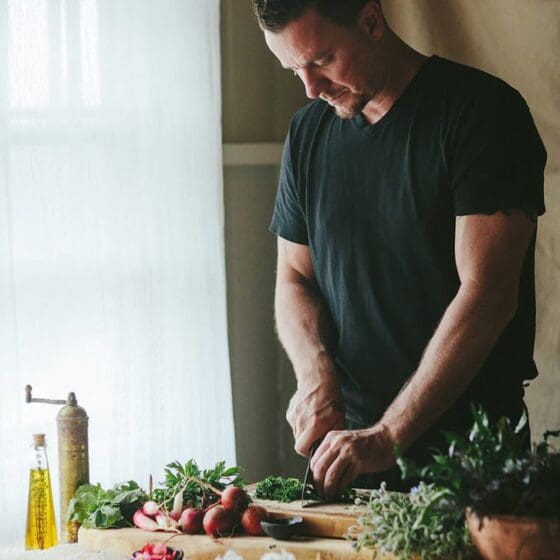 Chef Brian Etheredge of Private Maui Chef cutting vegetables.