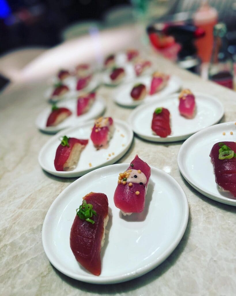 Ahi nigiri